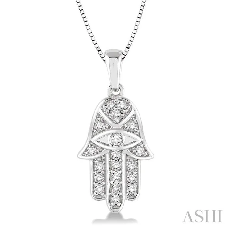 1/4 Ctw Round Cut Diamond Hamsa Pendant in 14K White Gold with Chain