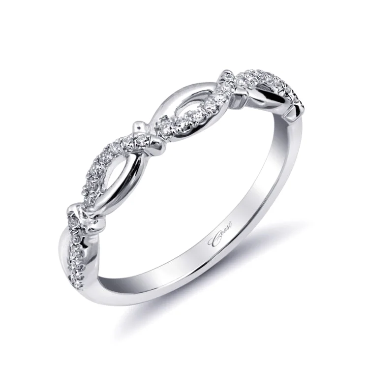 14 KT White Gold Fashion Band With 0.11 ctw