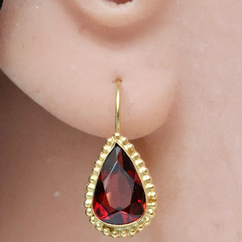 14k Teardrop Garnet Earrings