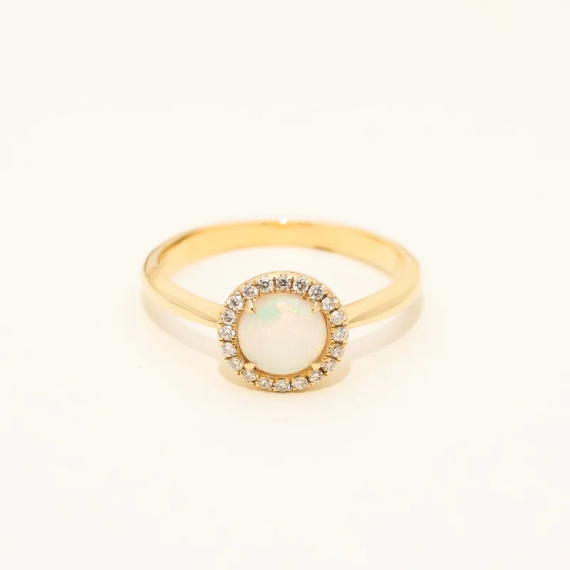 Parlé Australian Opal Ring in 14kt Yellow Gold with Diamonds (1/10ct tw)