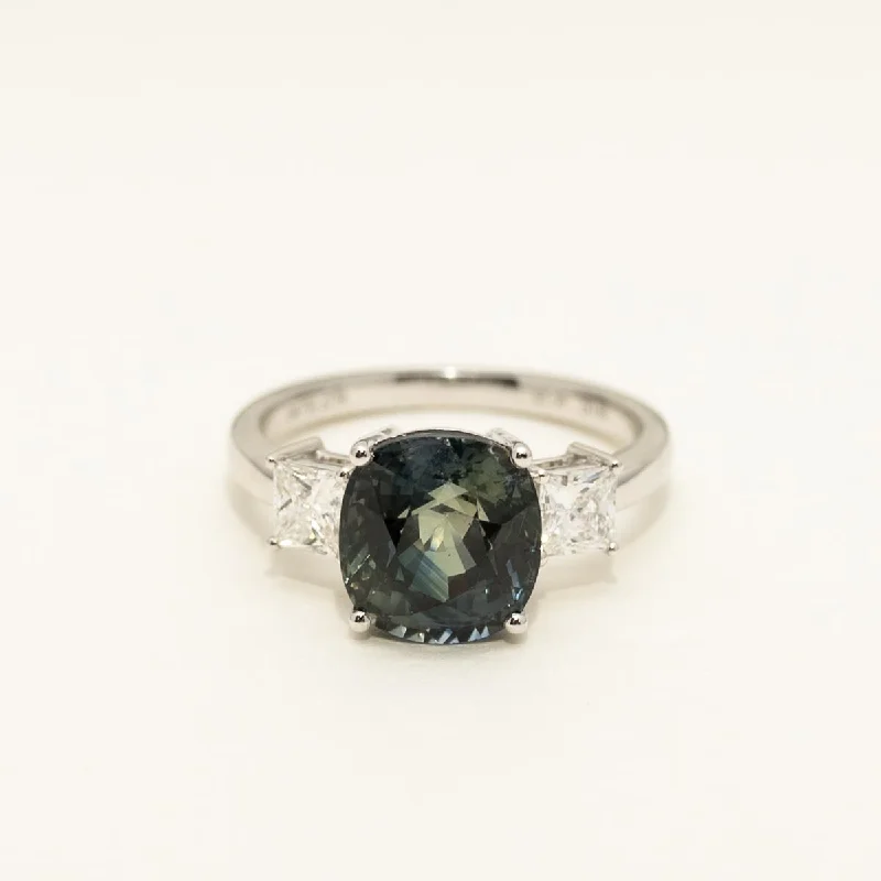 Cushion Cut Teal Sapphire Ring in 18kt White Gold with Diamonds (5/8ct tw)