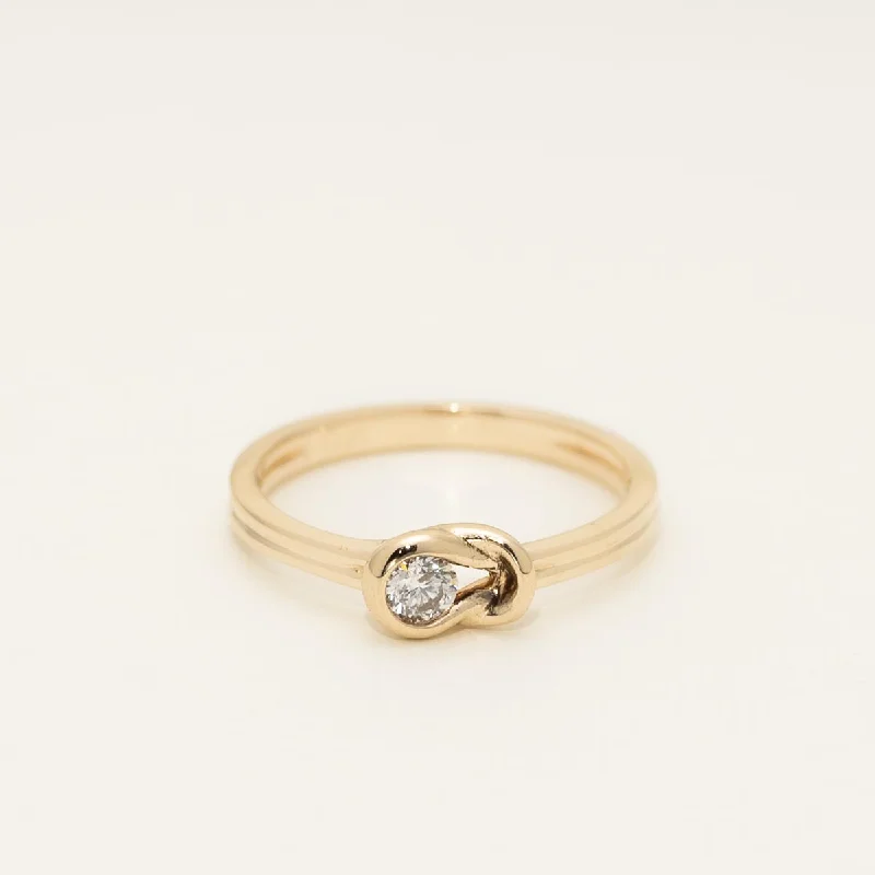 Estate Diamond Fashion Ring in 10ky Yellow Gold (1/7ct)