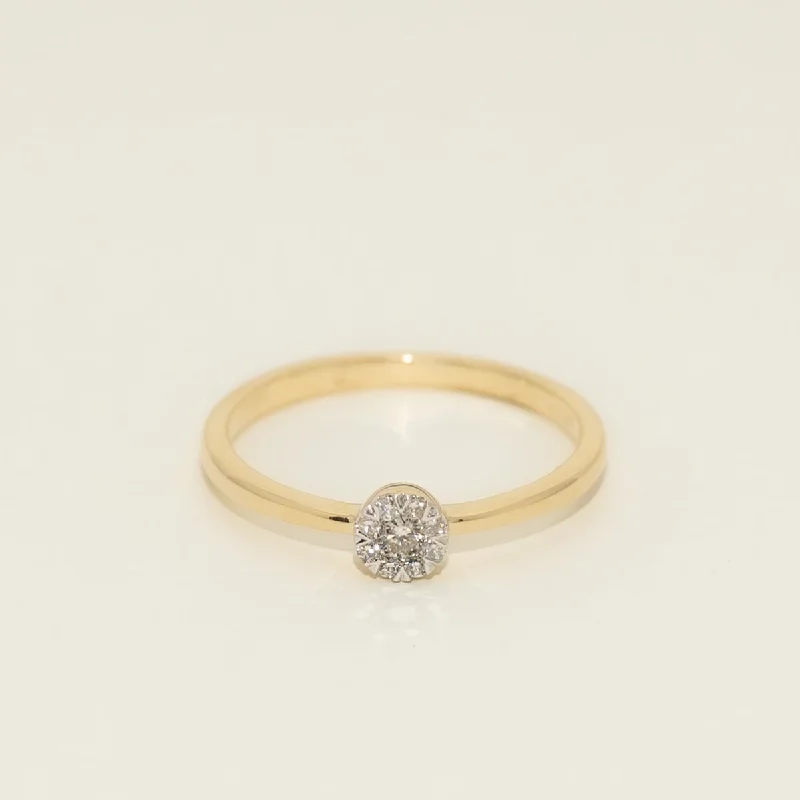 Lovebright Diamond Ring in 10kt Yellow Gold (1/10ct tw)