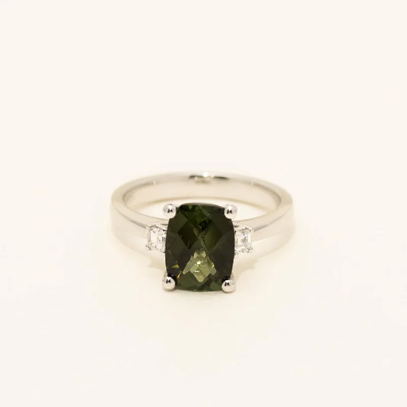 Maine Green Tourmaline Ring in 14kt White Gold with Diamonds (1/7ct tw)