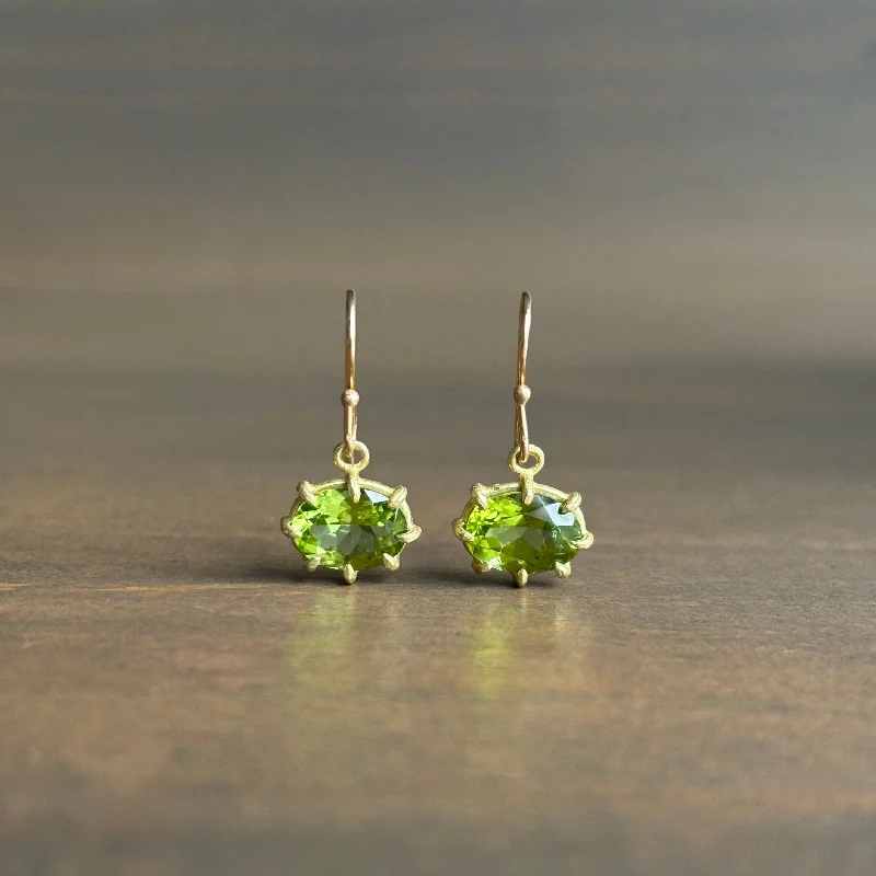 Mini Faceted Oval Peridot Earrings