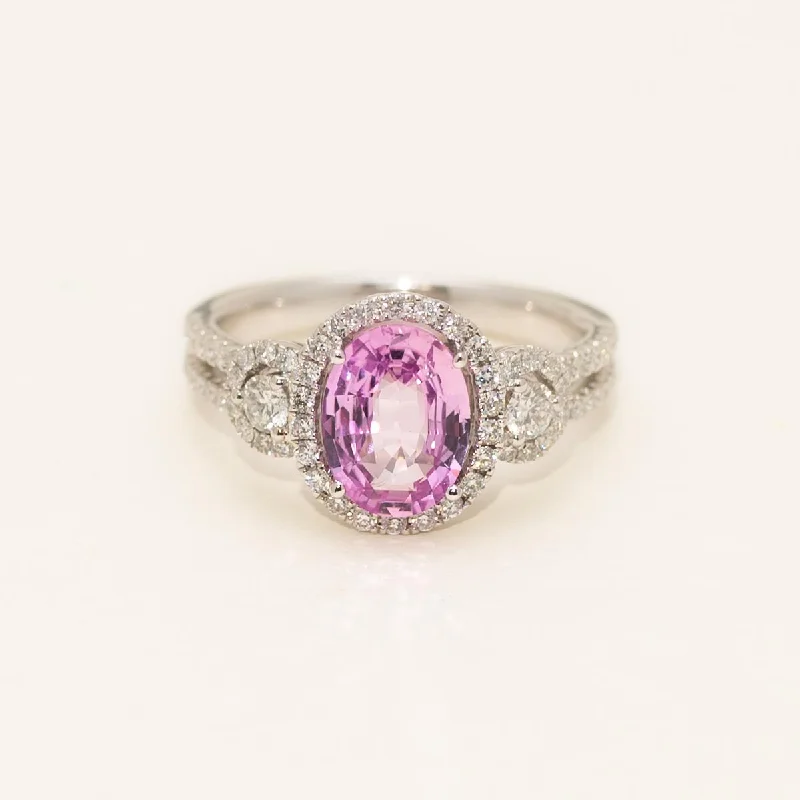 Oval Pink Sapphire Halo Ring in 18kt White Gold Diamonds (5/8ct tw)