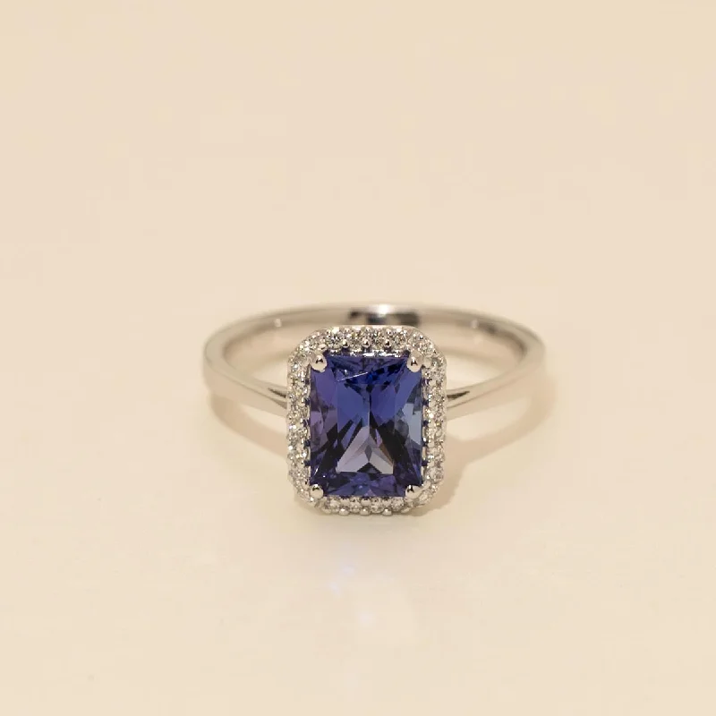 Radiant Cut Tanzanite Ring in 14kt White Gold with Diamonds (1/10ct tw)