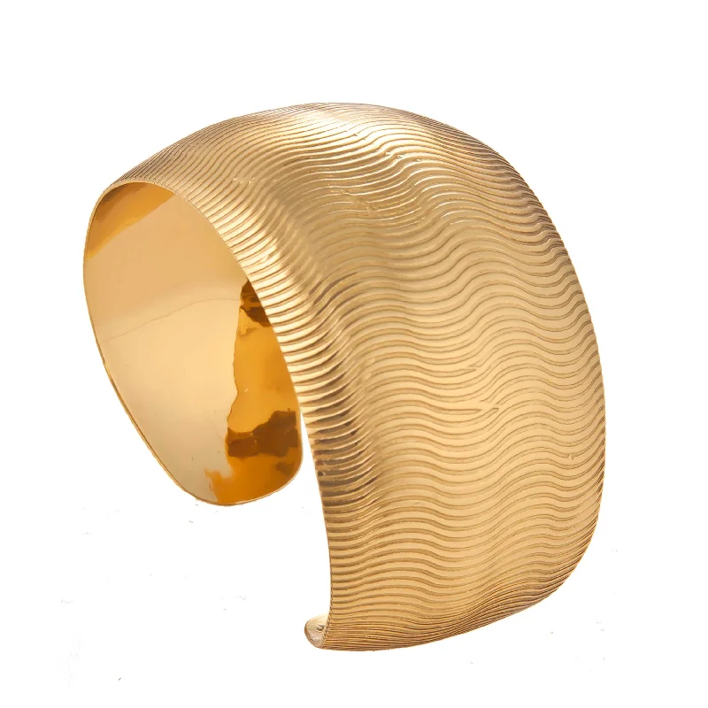 Alchemia Wave Cuff